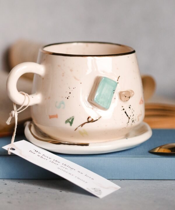 Book & little mug mint